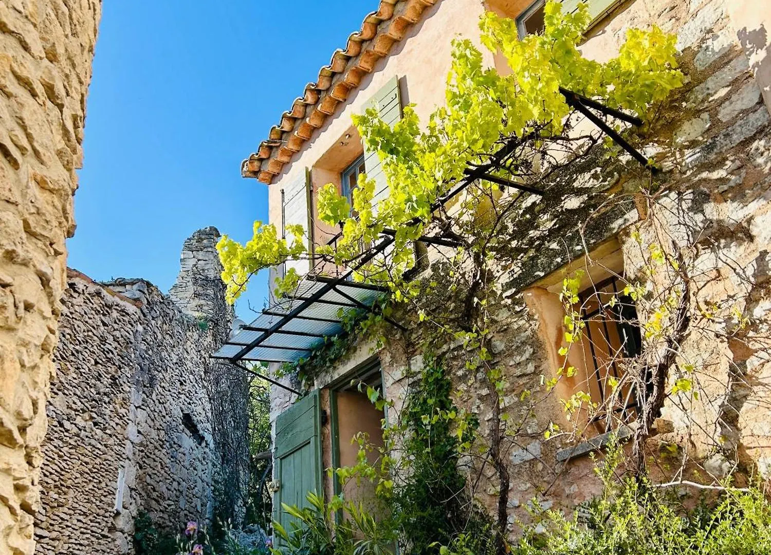Holiday home Maison Joucas France