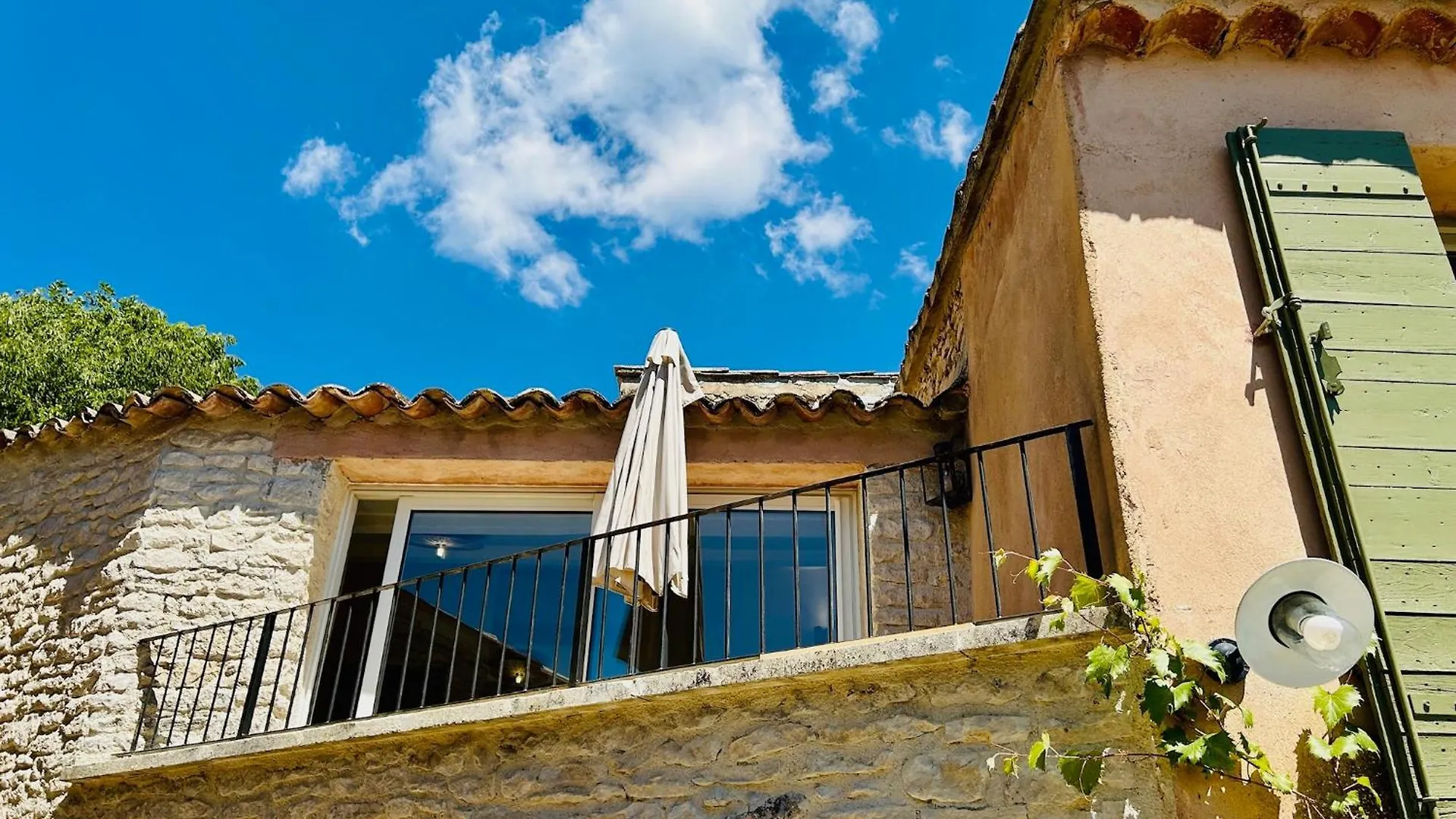 Holiday home Maison Joucas